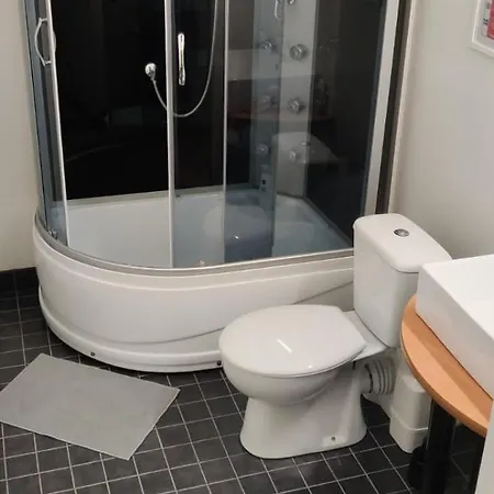 Aparthotel 24 - Karihaara -